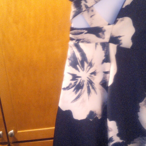 Trac Strapless Skater Dress Light padding White Flowers on Black  Size M… - Picture 4 of 6